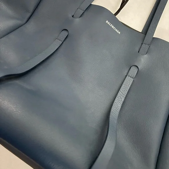 Balenciaga Everyday Tote Bag Leather Small Navy Blue Color